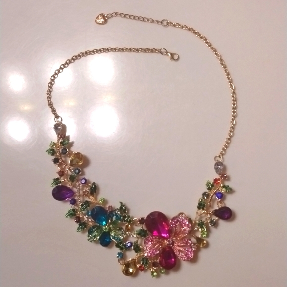 BETSEY JOHNSON SHIMMERING MULTI COLOR FLORAL GARDEN BIB NECKLACE,Luxury - Picture 11 of 16